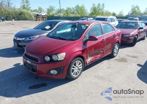 2014 Chevrolet Sonic Lt Auto z USA, uszkodzony, nr VIN 1G1JC5SH8E4153469